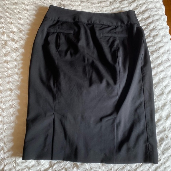 Massimo Dutti pencil skirt - Picture 2 of 3